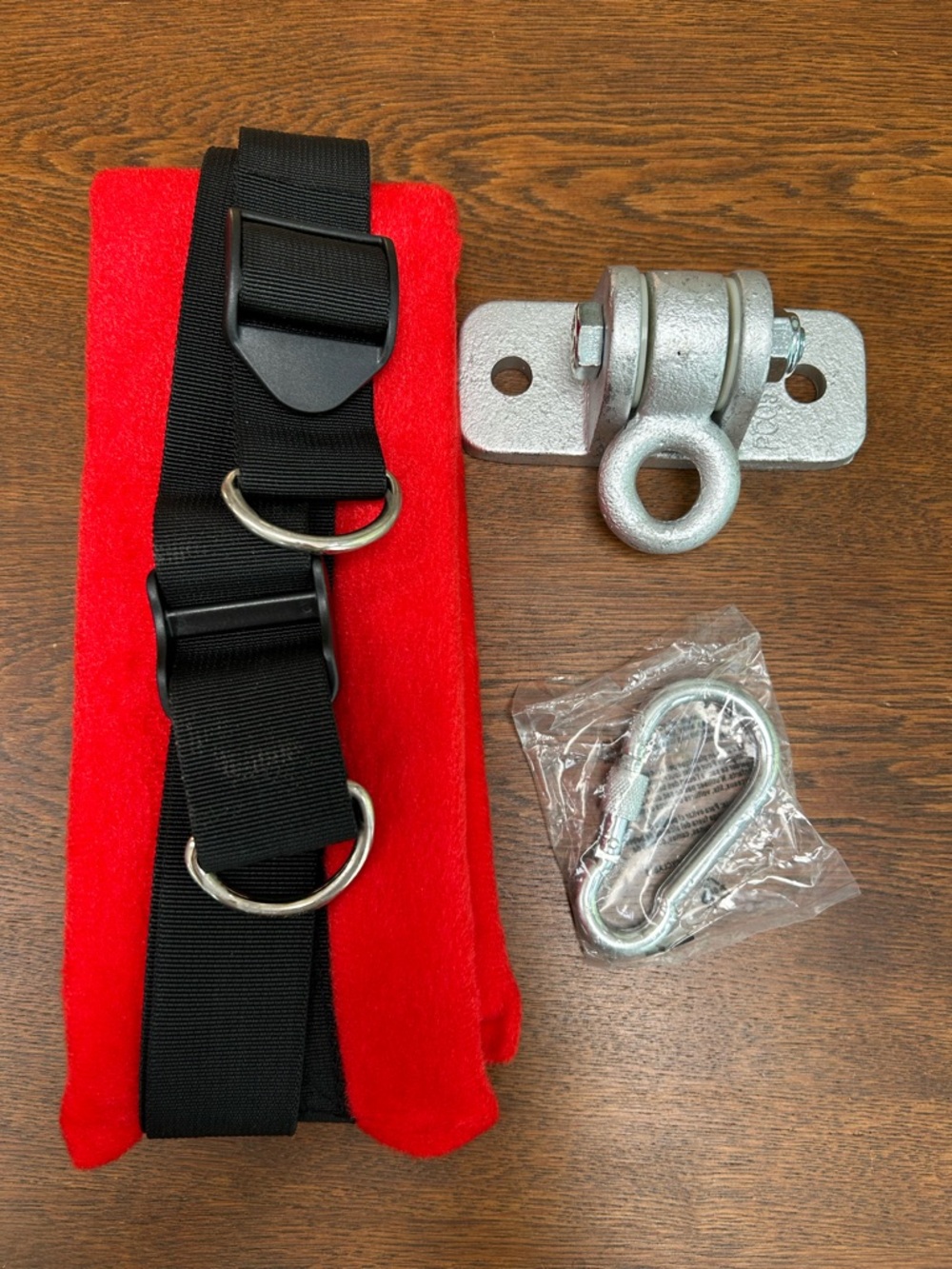 Jungle Gym Kingdom Swing Set, Heavy Duty Bracket w/ locking snap hook, & swing.